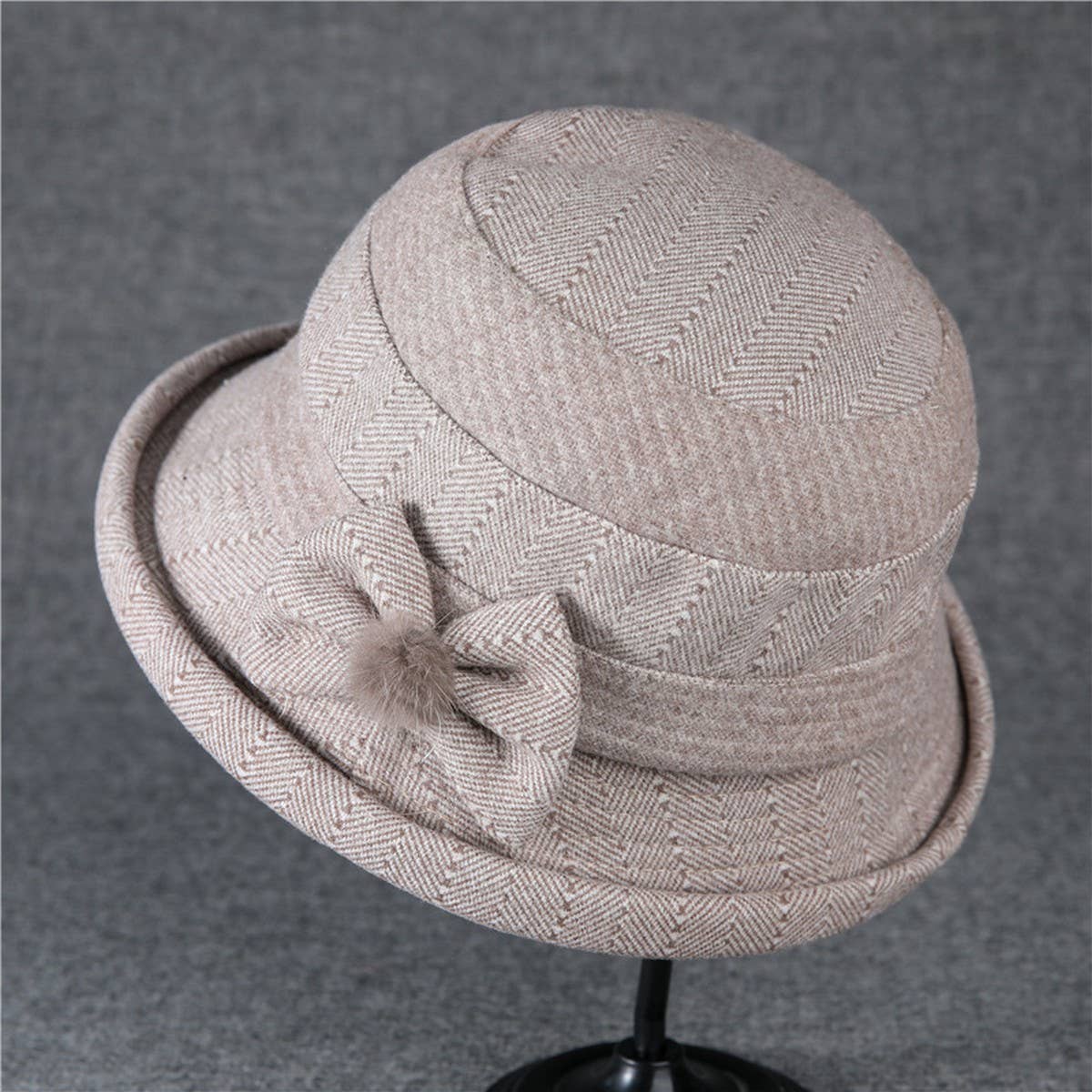 WOMEN'S WARM AND STYLISH BUCKET HAT_CWAH1801