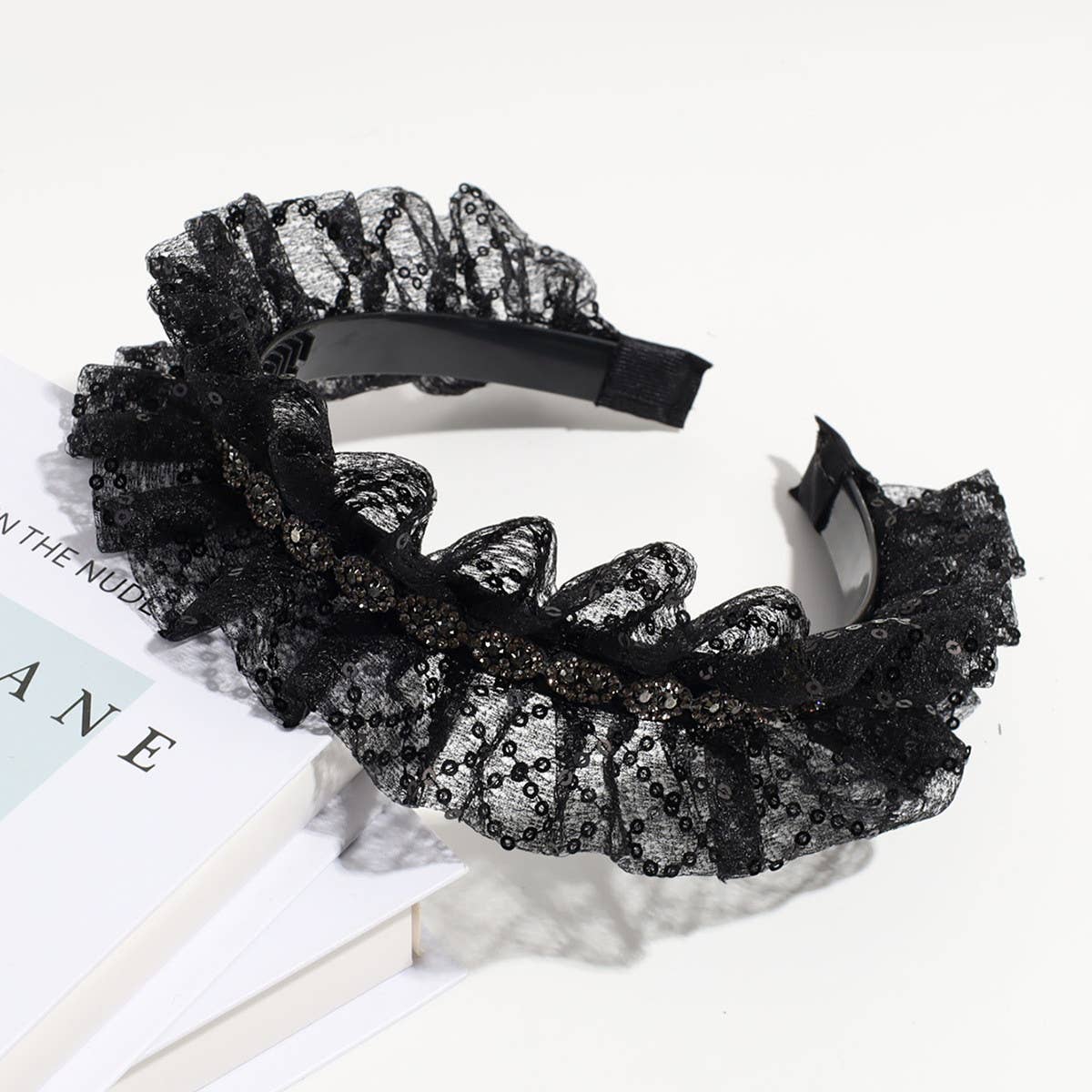 FASHIONABLE RUFFLE SEQUINED HEADBAND