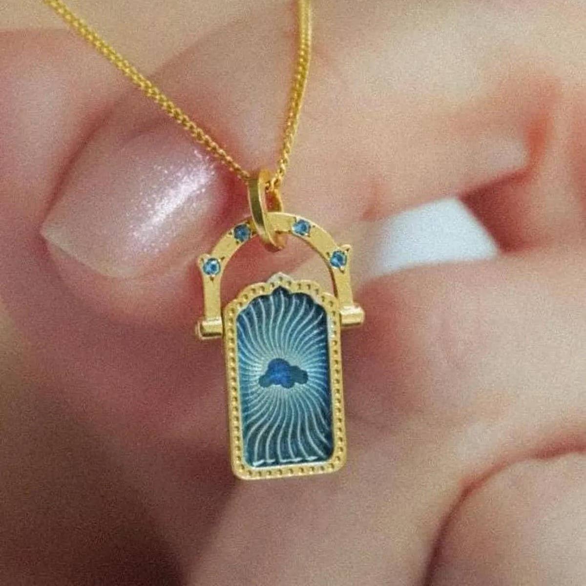 Vintage titanium steel rotating tarot necklace