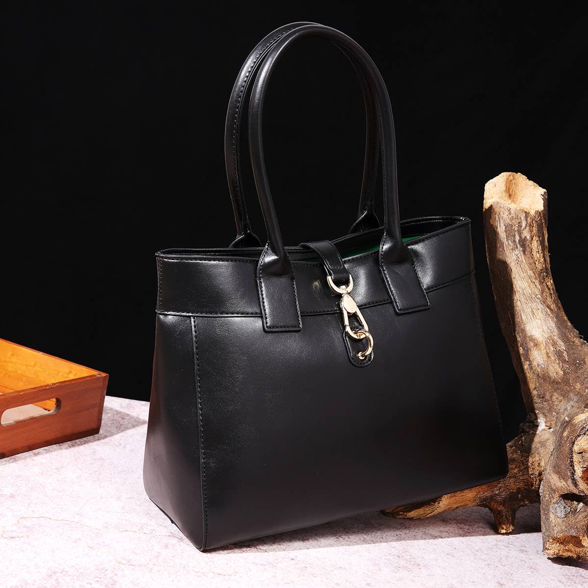 RETRO WAX LARGE-CAPACITY SHOULDER BAG_CWAB0922