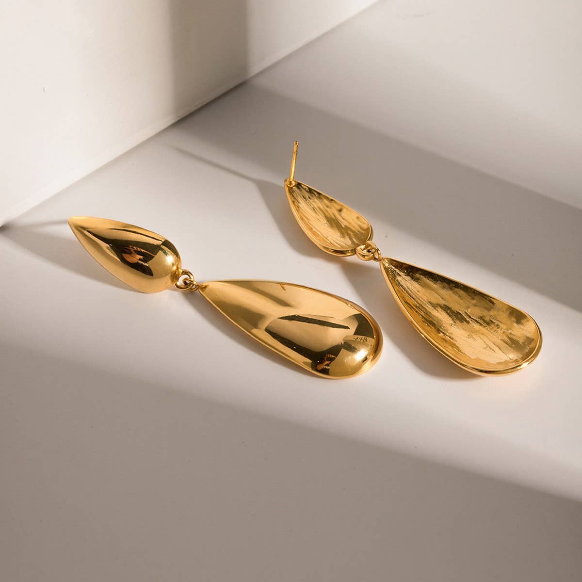 MINIMALIST NICHE WATER DROP HIGH-END EARRINGS