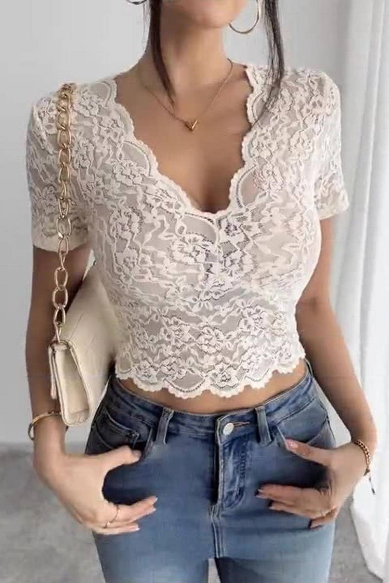 CWTBLS2107_SEXY SLIM FIT LACE V-NECK CROPPED TEE