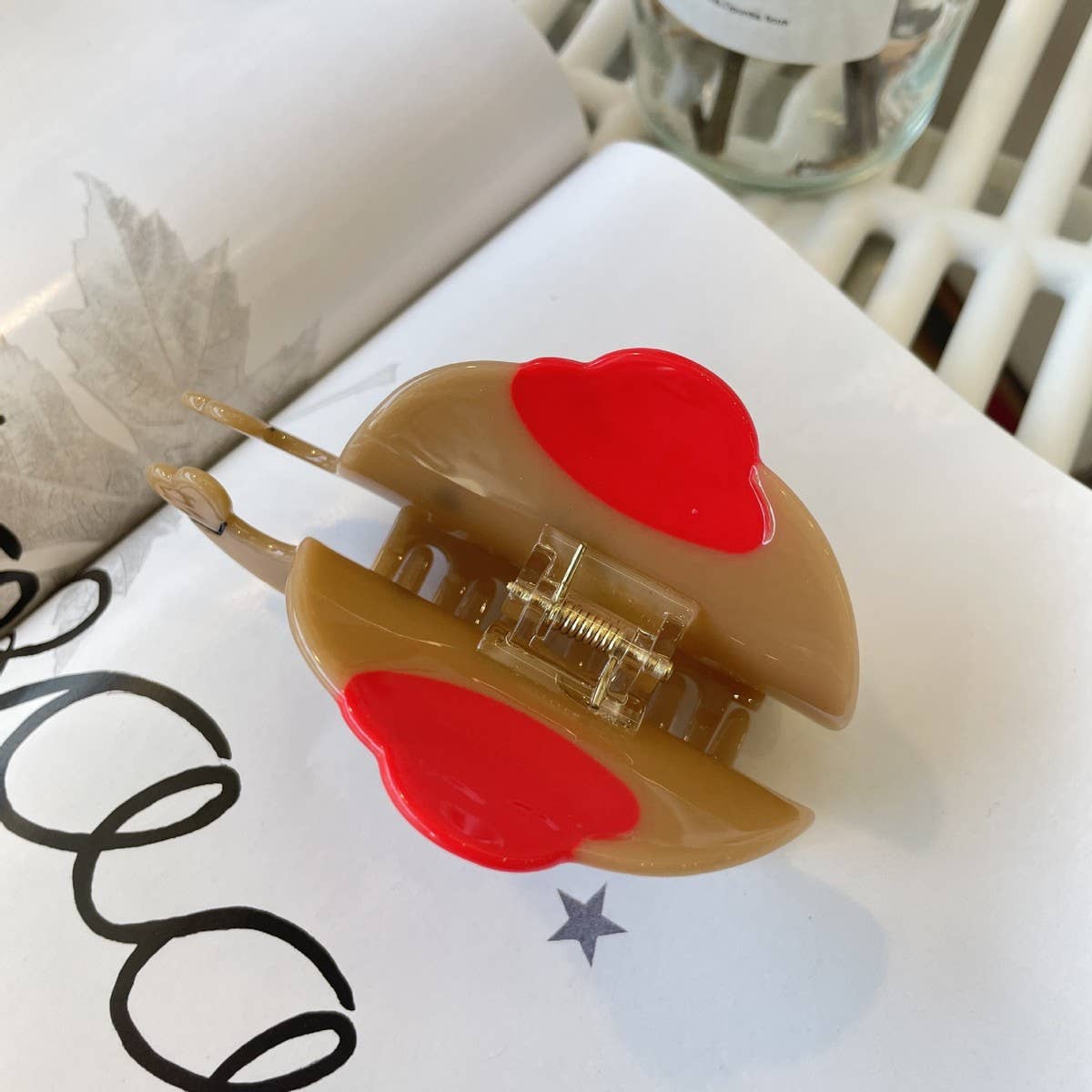 CWAHA1542_CARTOON ELEPHANT HAIR CLAW CLIP