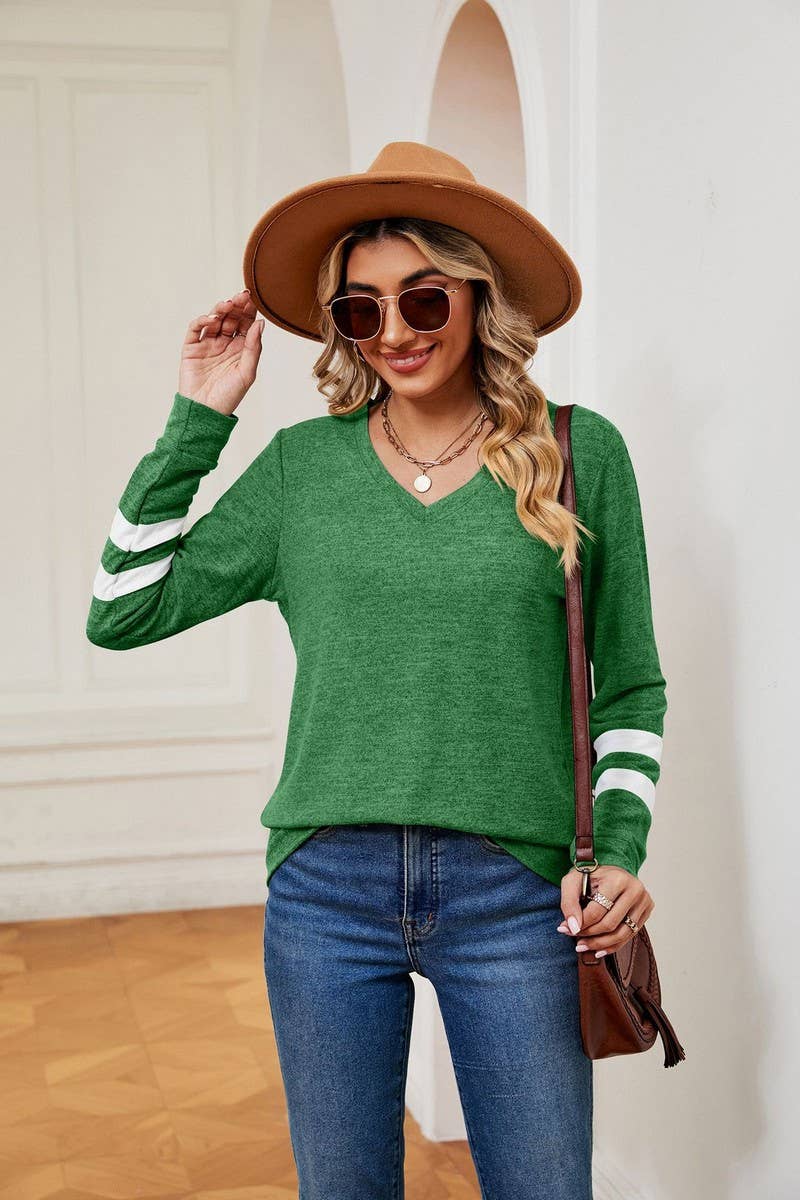 CWTBLL2392_V-NECK LONG-SLEEVED CONTRAST COLOR LOOSE TOP