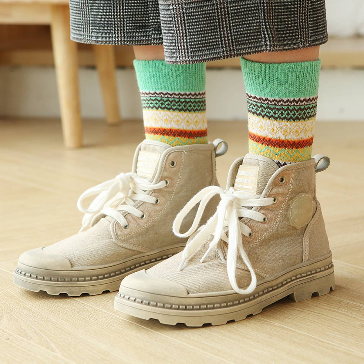 5 PAIRS OF COLOR MATCHING MID LENGTH COTTON SOCKS_CWMS0681