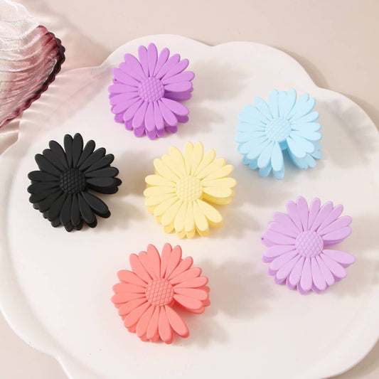 Matte Daisy Hair Claw, Floral Back Bun Shark Clip