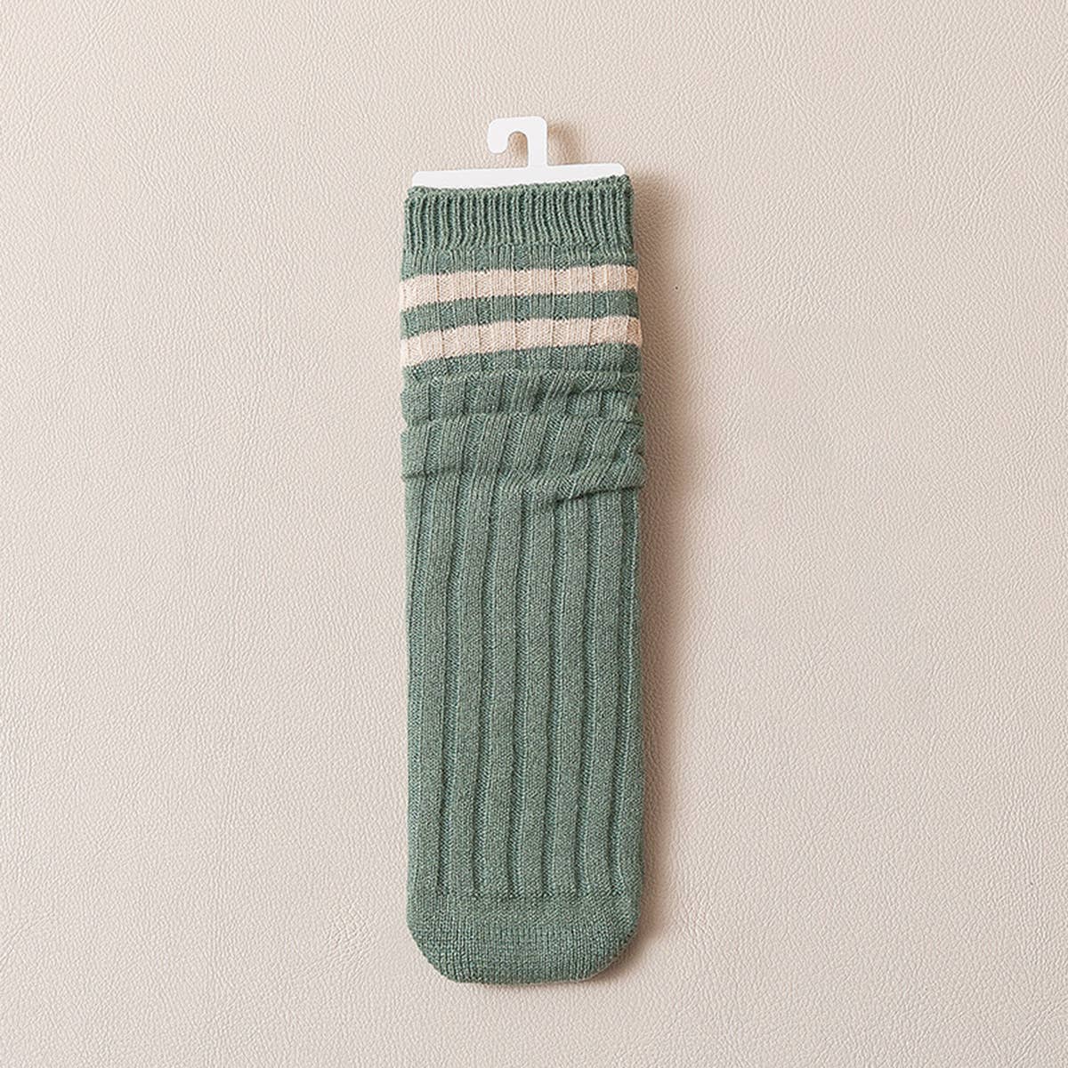 AUTUMN AND WINTER TWO-BAR STACKED SOCKS_CWMS0998