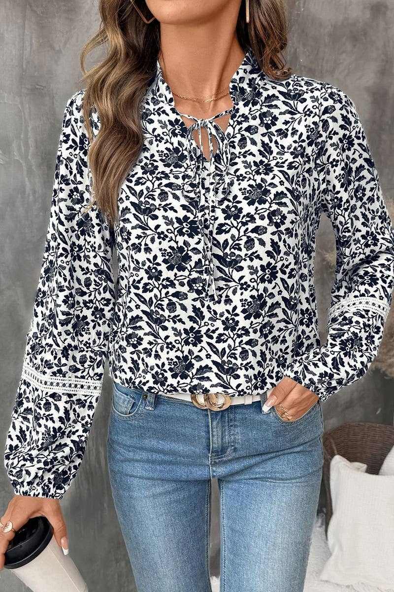 CWTBLL00747_RETRO TIE-DRAPE V-NECK FLORAL FRENCH TOP