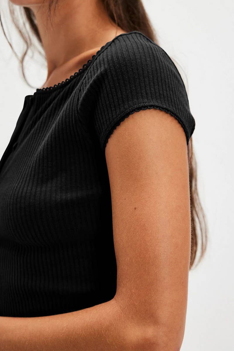 CWTBLS1774_THREADED BUTTON SHORT SLEEVE CARDIGAN TOP