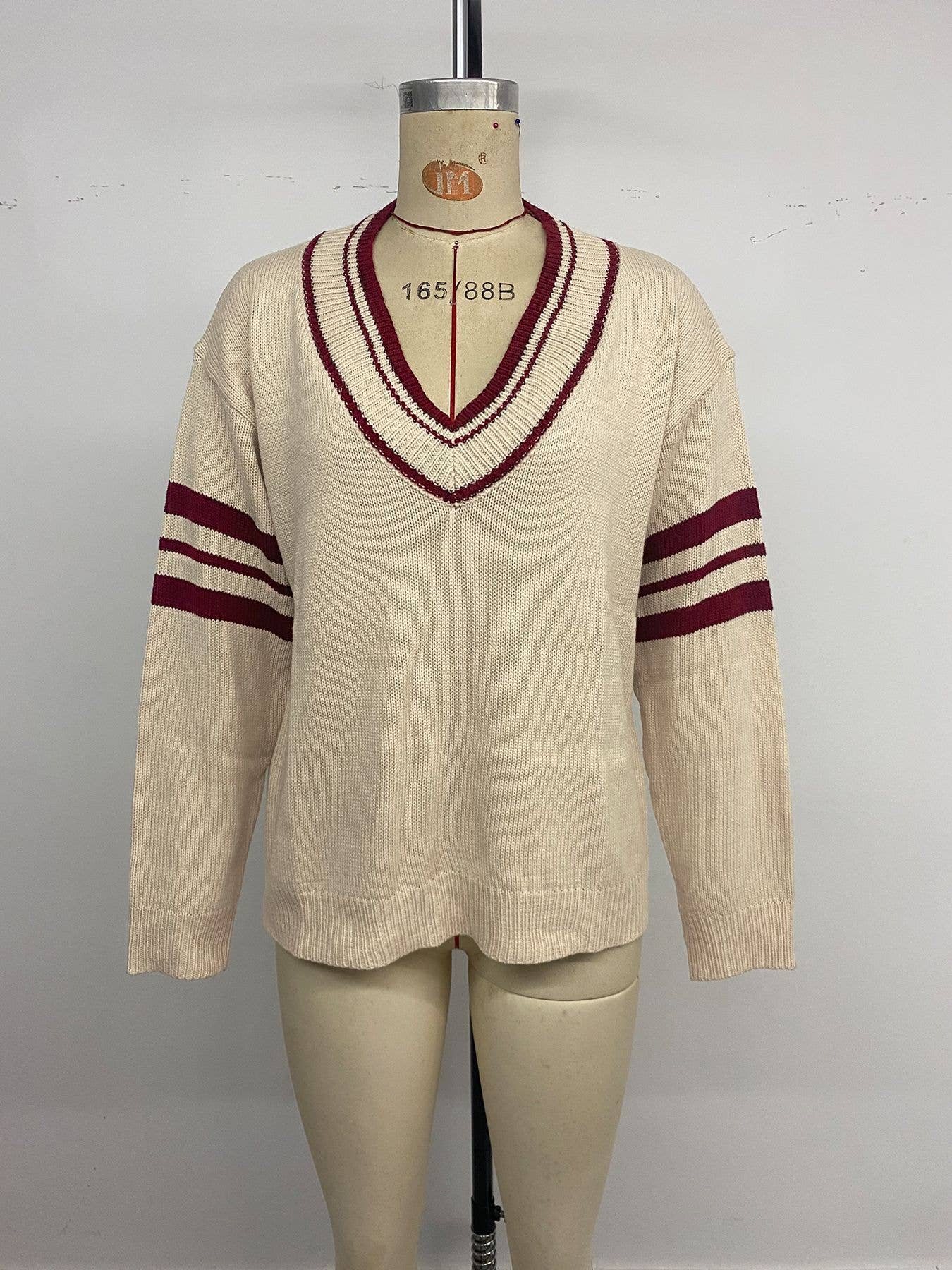 College wind long-sleeved striped v-neck sweater