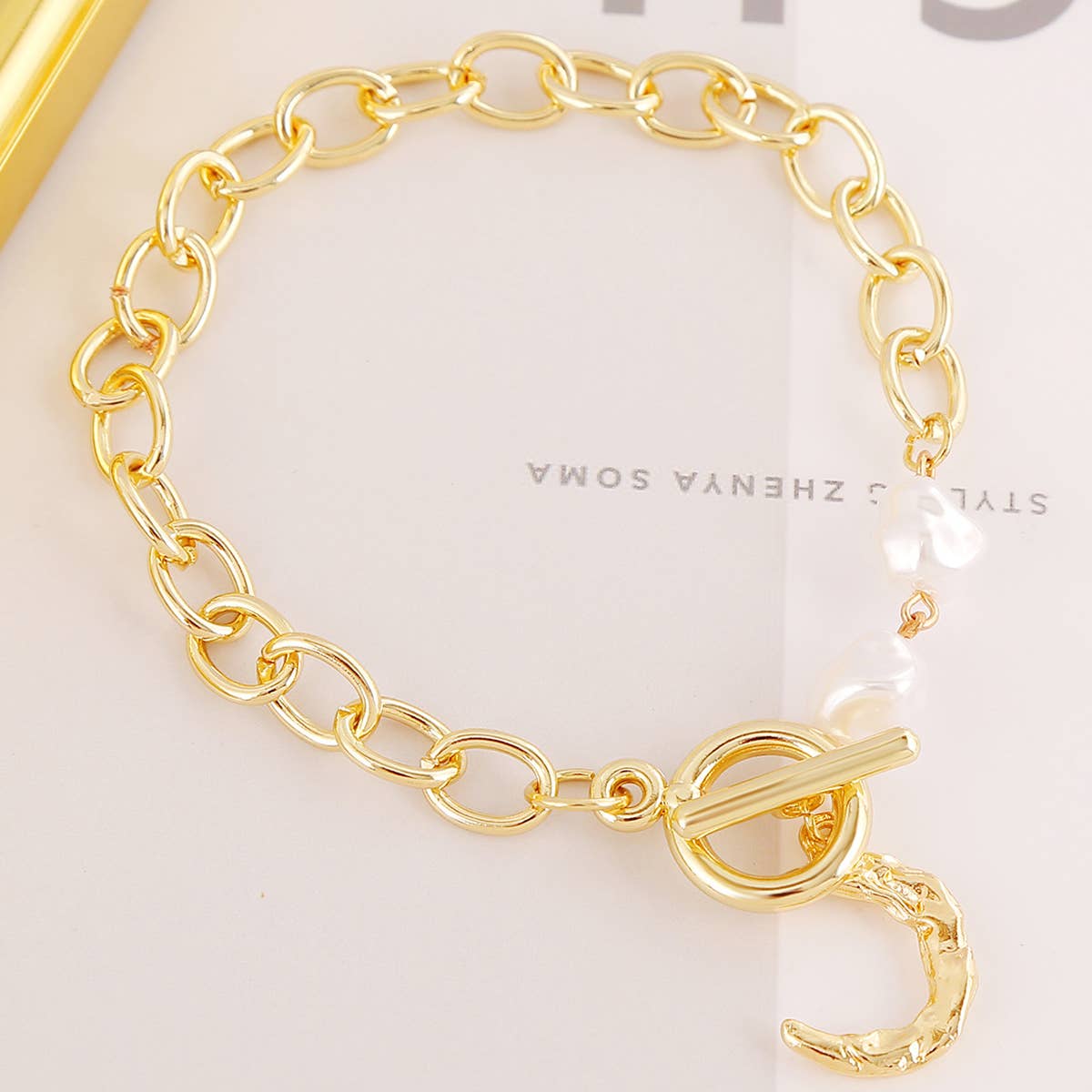 PEARL CHARM BEADED BRACELET_CWAJE0454