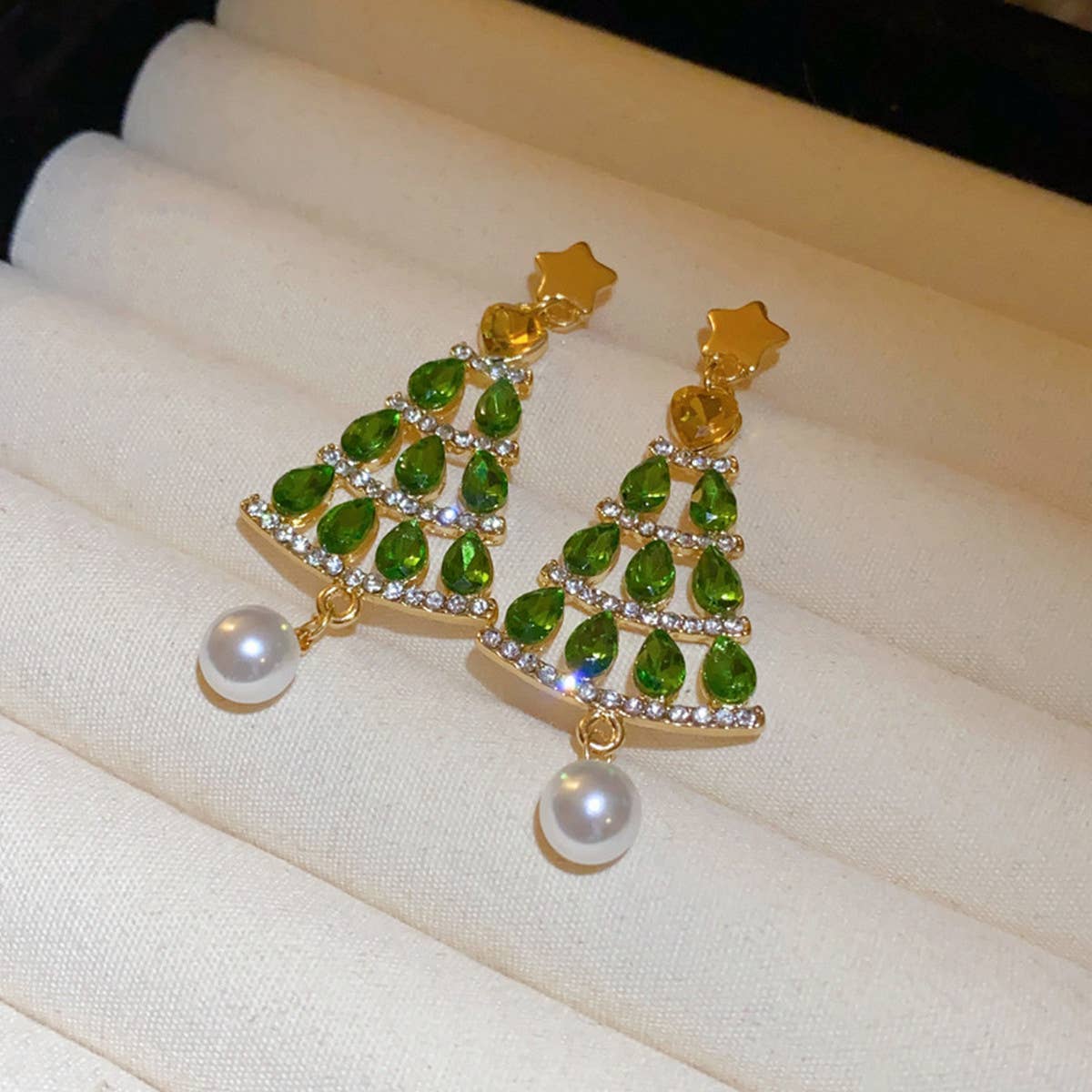 DIAMOND DEER HEAD SNOWFLAKE EARRINGS