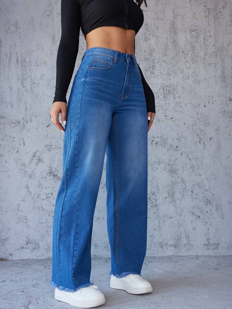 CASUAL WIDE-LEG JEANS WITH NO SPRING IN THEM