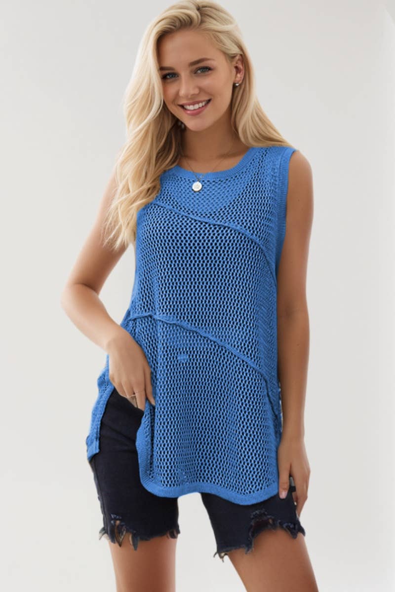 CWTBLSL0297_CUT-OUT SLEEVELESS KNIT CREW NECK TOP