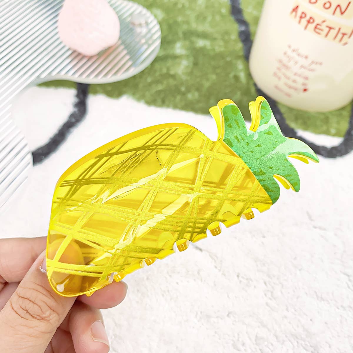 Creative fruit acrylic medium size gripper