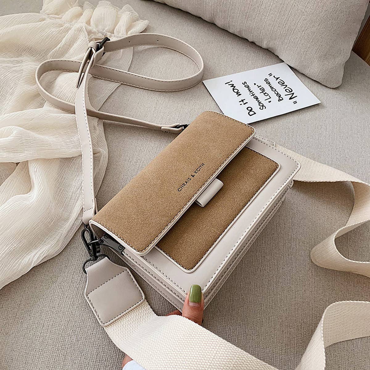 RETRO SMALL SQUARE HANDBAG SHOULDER BAG_CWAB1547