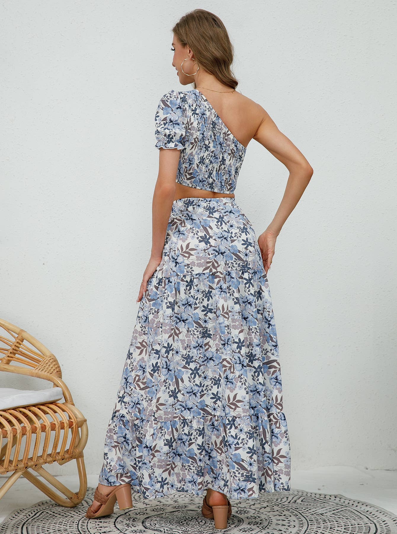 Diagonal shoulder short top long split skirt set