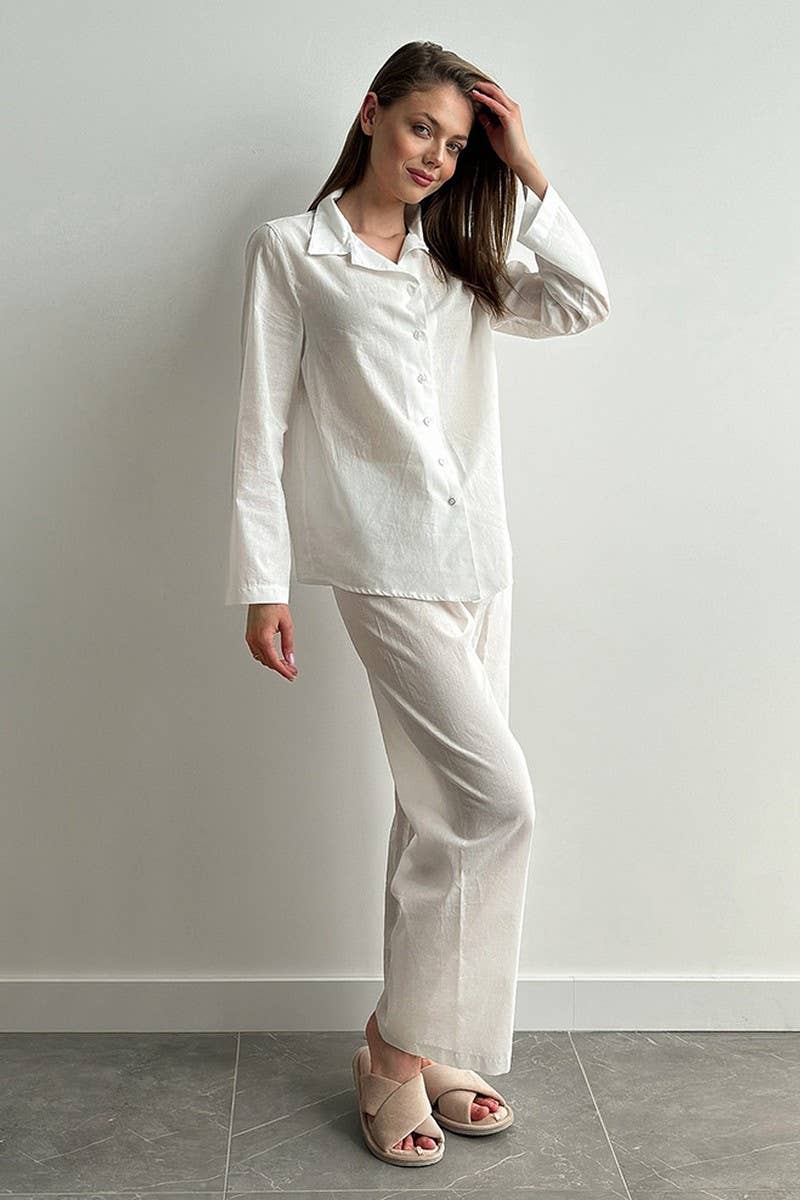 CWSPJ0264_WHITE LONGSLEEVED AND LONG-PANTS TWO-PIECE PAJAMA