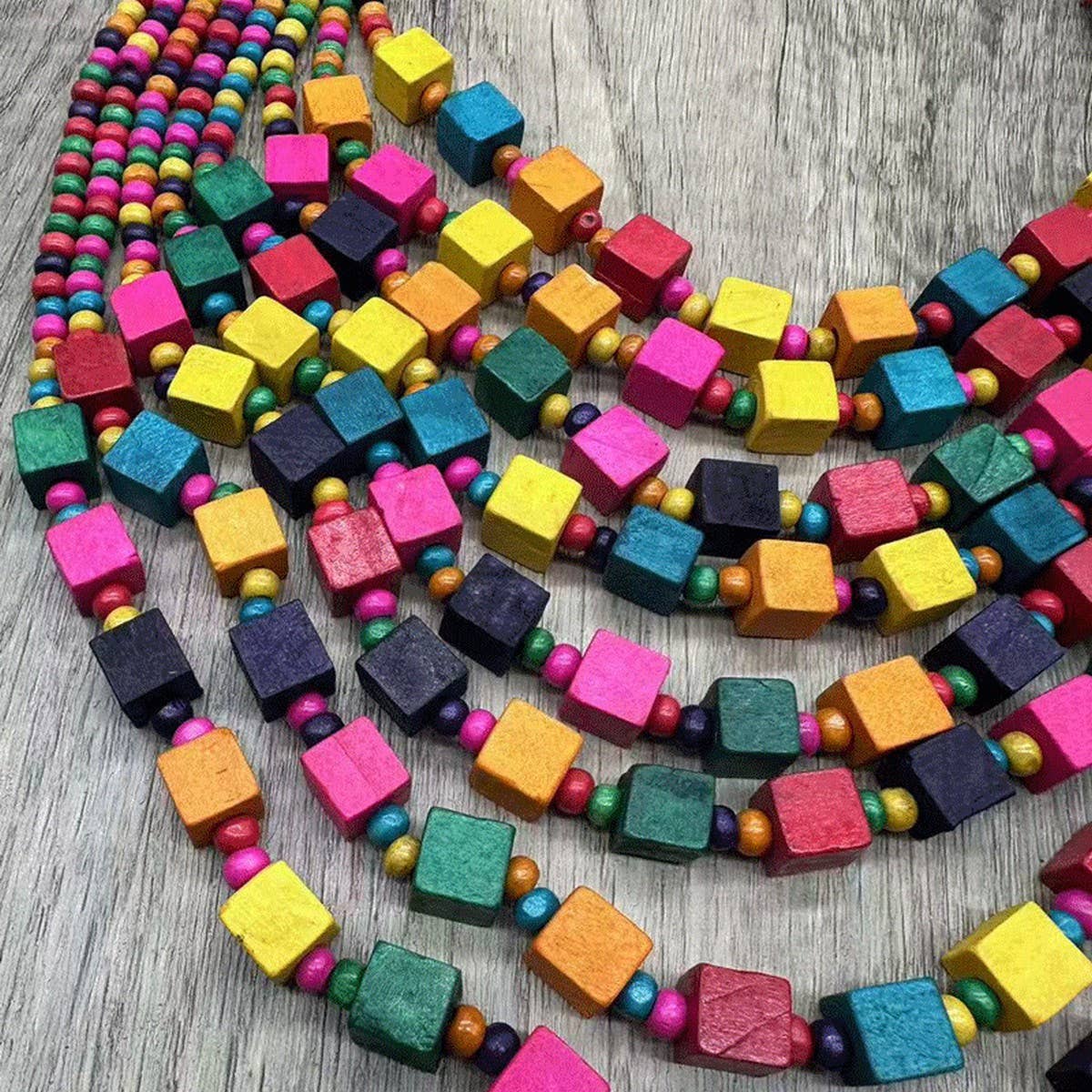 COLORFUL SQUARE WOOD MULTI-LAYER NECKLACE