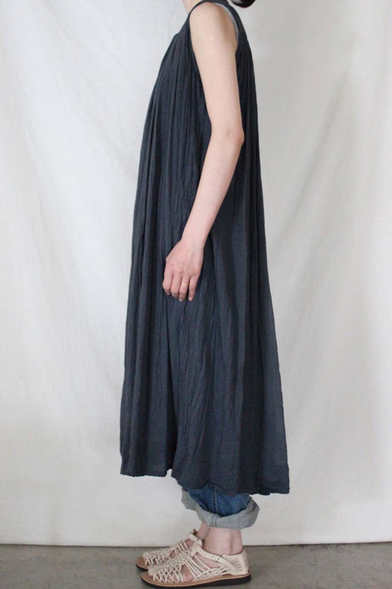 COTTON ART LOOSE PLEAT DRESS WITH LARGE SWING