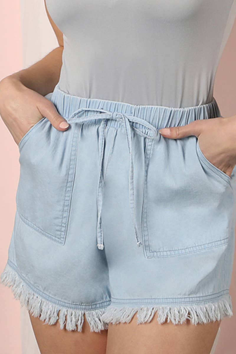 CWBSP134_FRINGE MINI HEM SHORTS WITH DRAWSTRING WAIST
