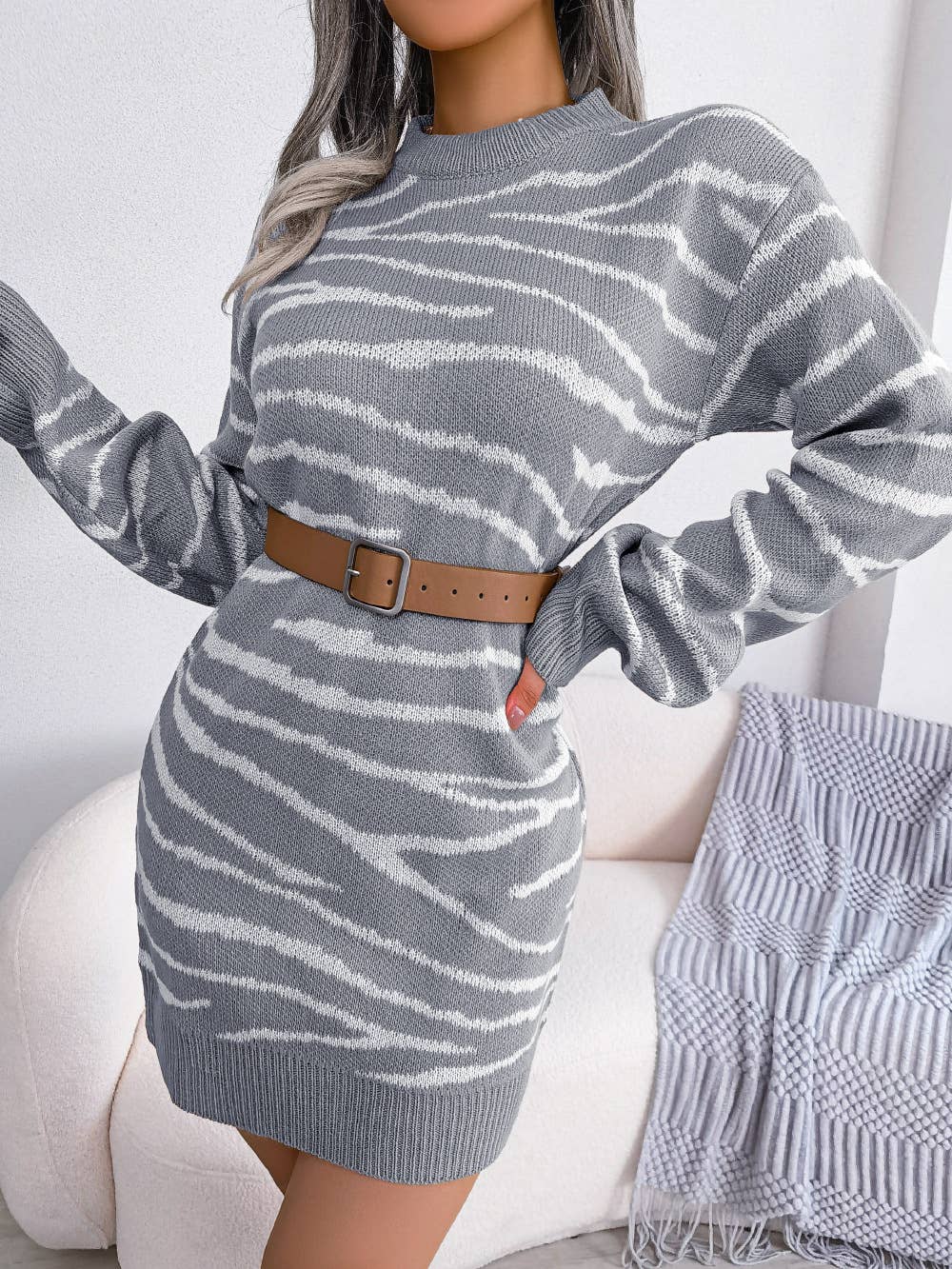 CASUAL TIGER PRINT LONG SLEEVE SWEATER DRESS