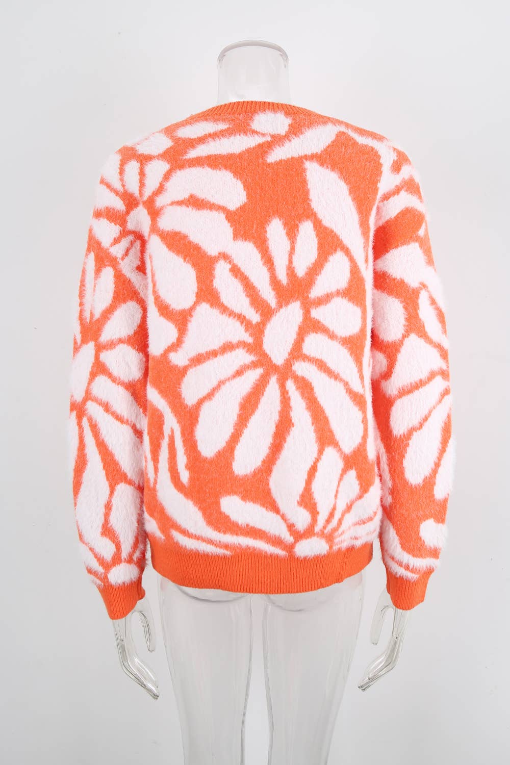 Fluffy flower round-neck warm knitted sweater