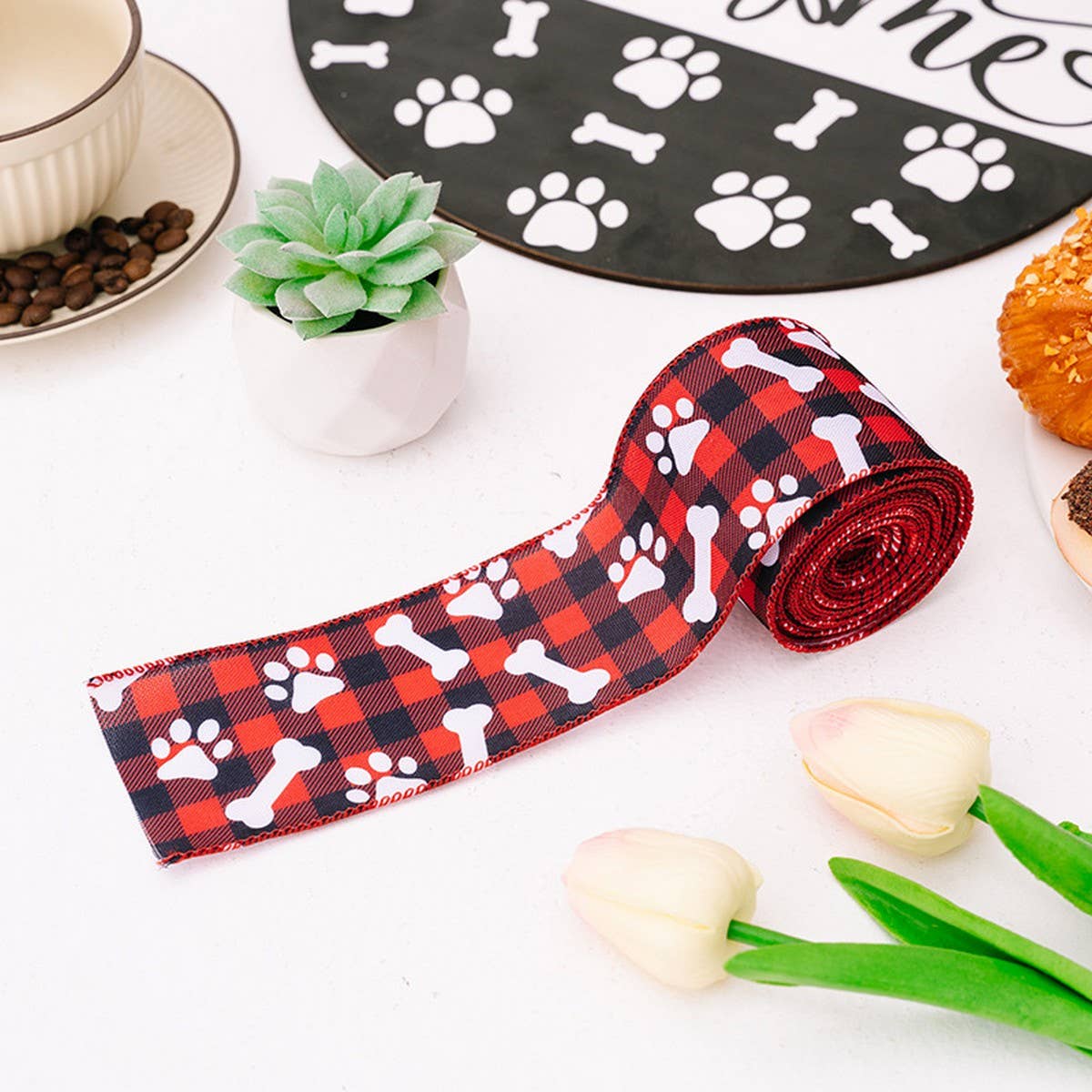 CWMM10211_DOG PAW PRINT RIBBON 5 YARDS BONE PET DIY BOWS