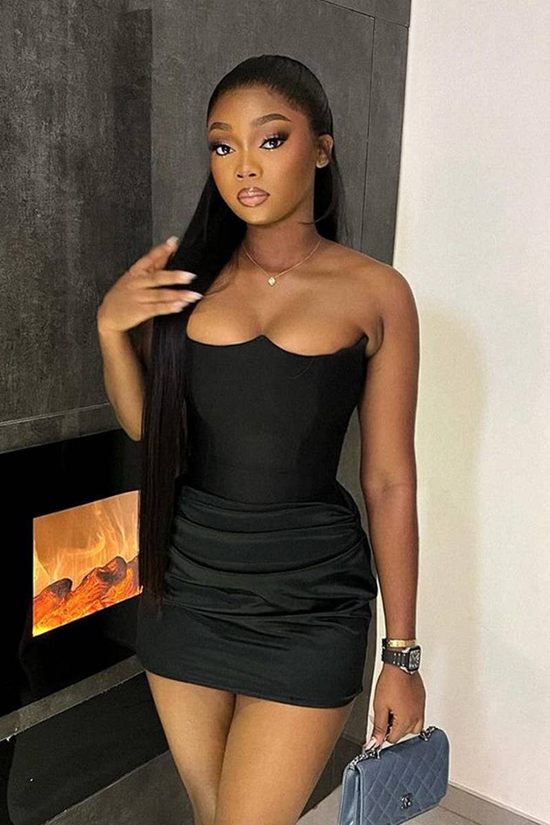 CWDTD0392_SOLID COLOR TUBE TOP HIP-WRAPPED HOT GIRL DRESS