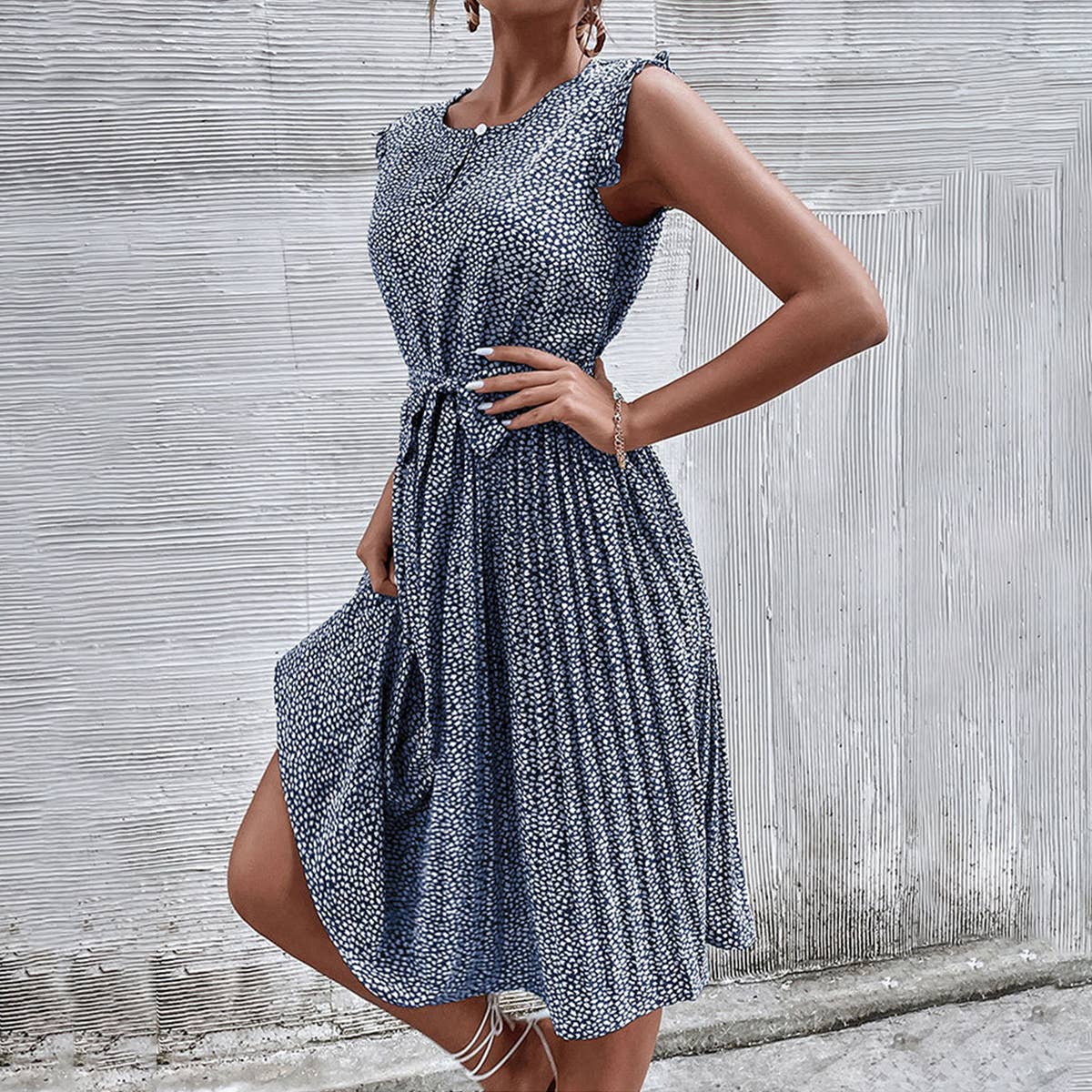 CASUAL LACE-UP GREEN FLORAL PLEATED DRESS