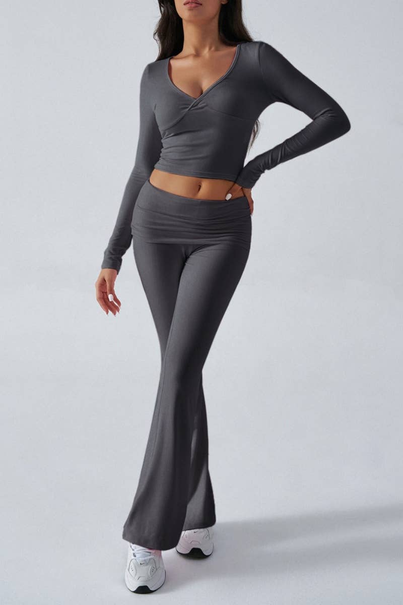 CWSS0769_SLIM-FIT V-NECK LONG SLEEVE TOP SHORT PANT SUIT