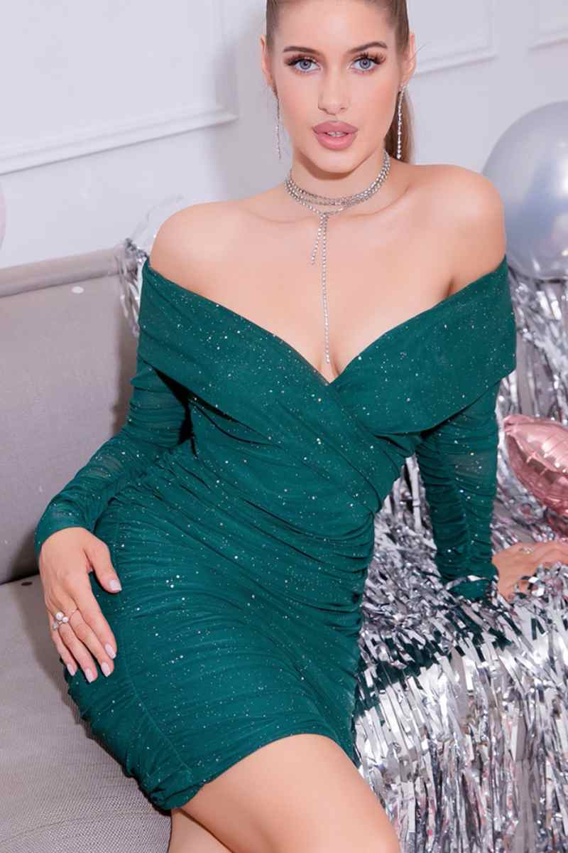CWDSD4275_V-NECK POWDER OFF-SHOULDER LONG SLEEVE DRESS