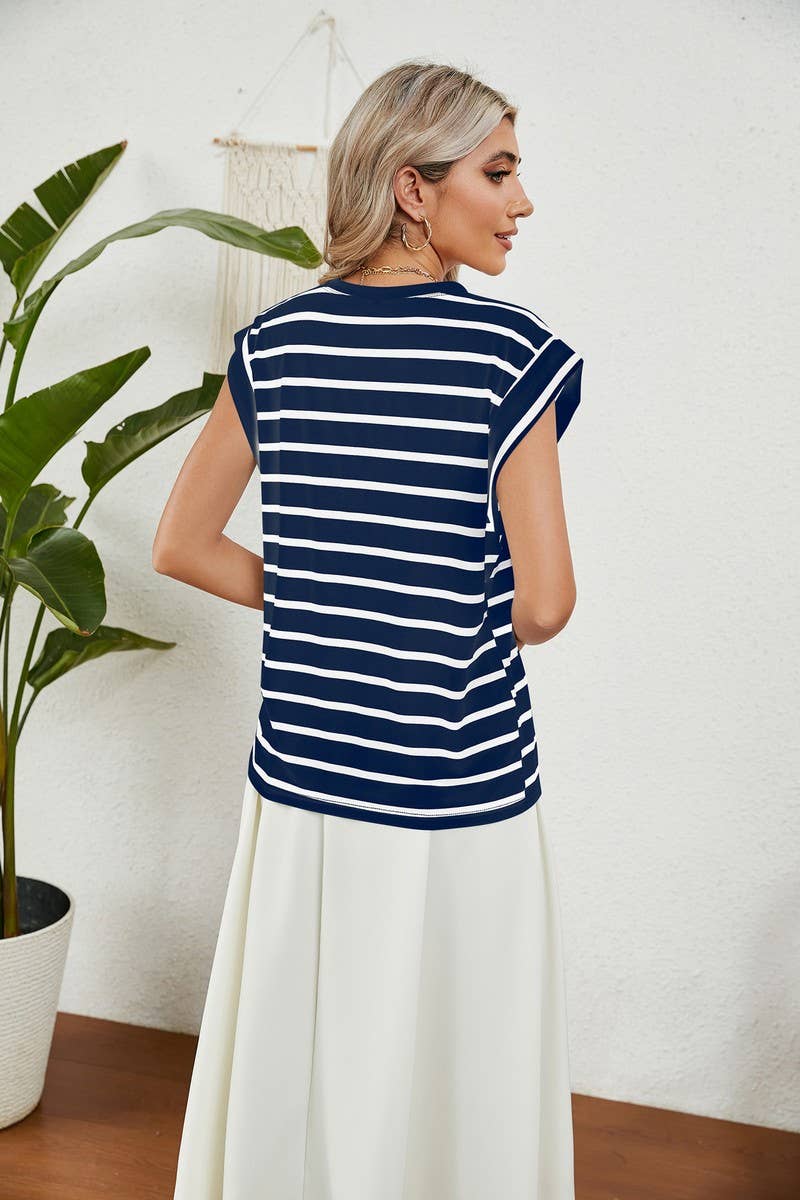 CWTBLS0865_ROUND NECK STRIPED RAGLAN SLEEVE T-SHIR