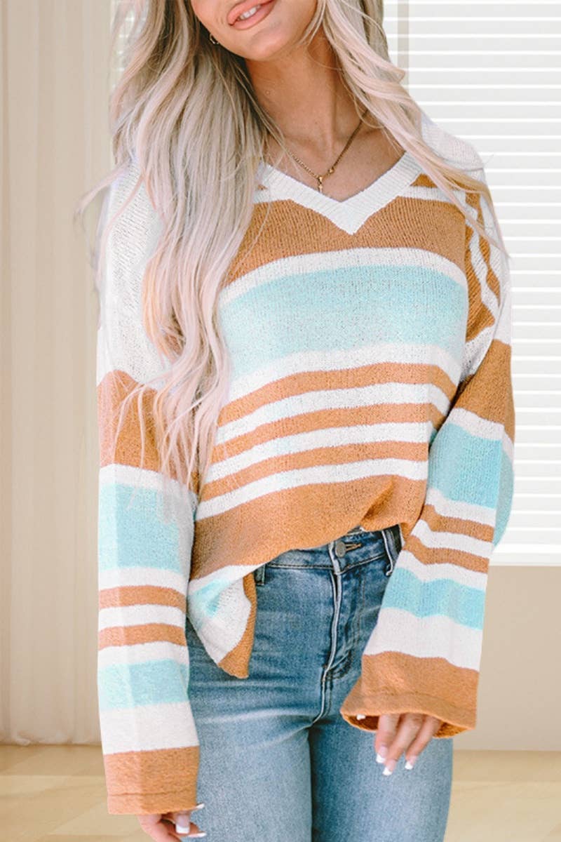 CWOSWL6692_STRIPED LONG-SLEEVED V-NECK SWEATER WITH SLIT