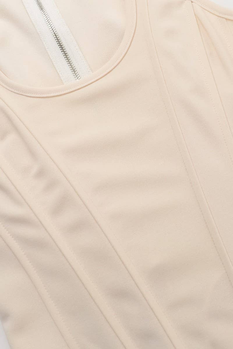 CWTBLSL0590_SOLID COLOR KENDALL STYLE WAISTED VEST TOP