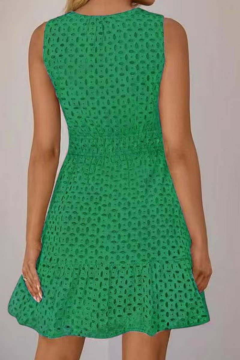 CWDSD8008_SUMMER V-NECK HOLLOW EYELET HIGH WAIST DRESS