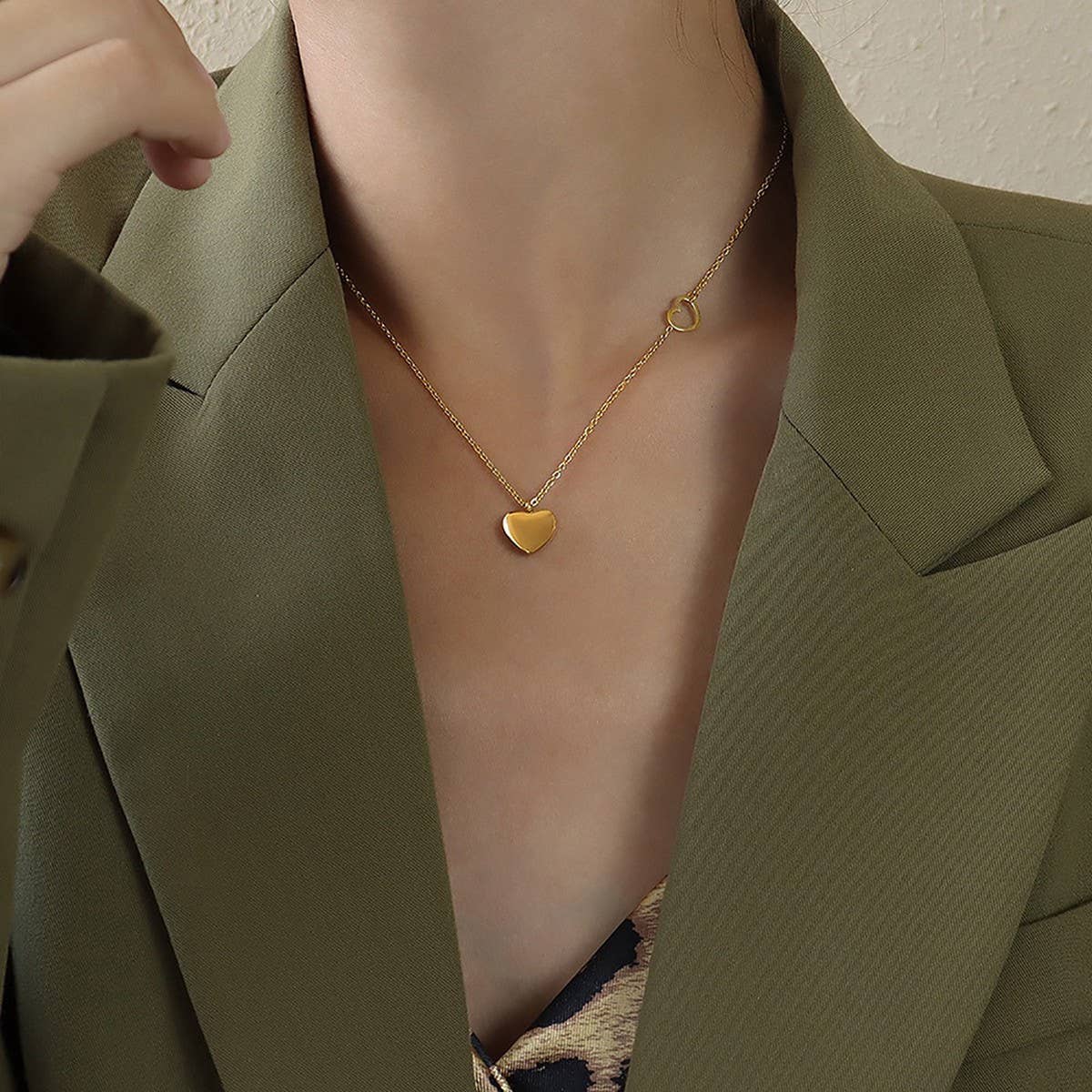 FRENCH SIMPLE DOUBLE HEART PENDANT NECKLACE