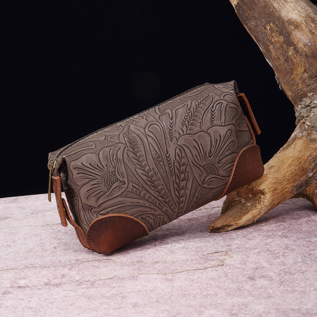 VINTAGE EMBOSSED BOHEMIAN CLUTCH WALLET_CWAB2590