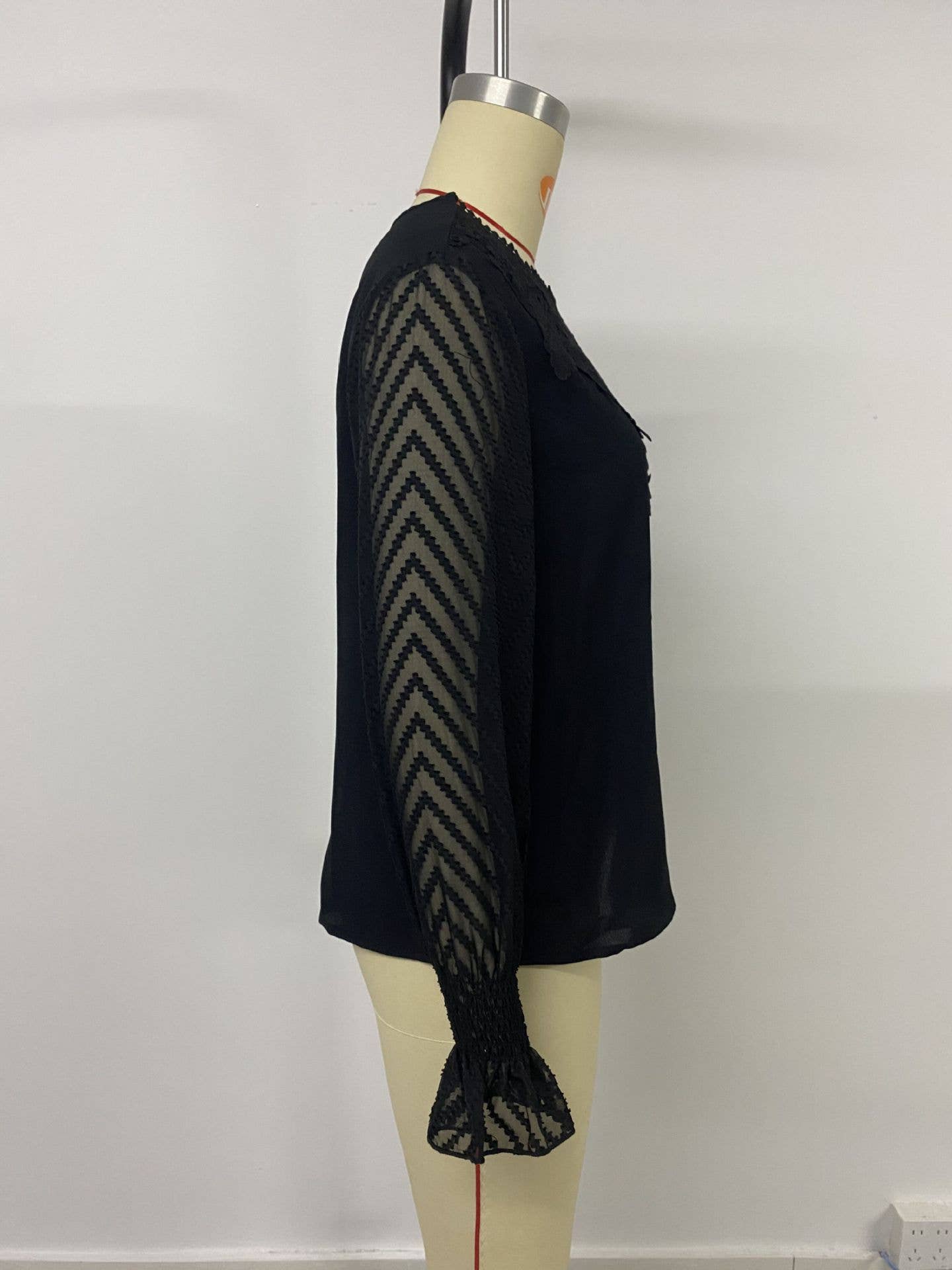 Flared sleeved lace patchwork solid-color shirt