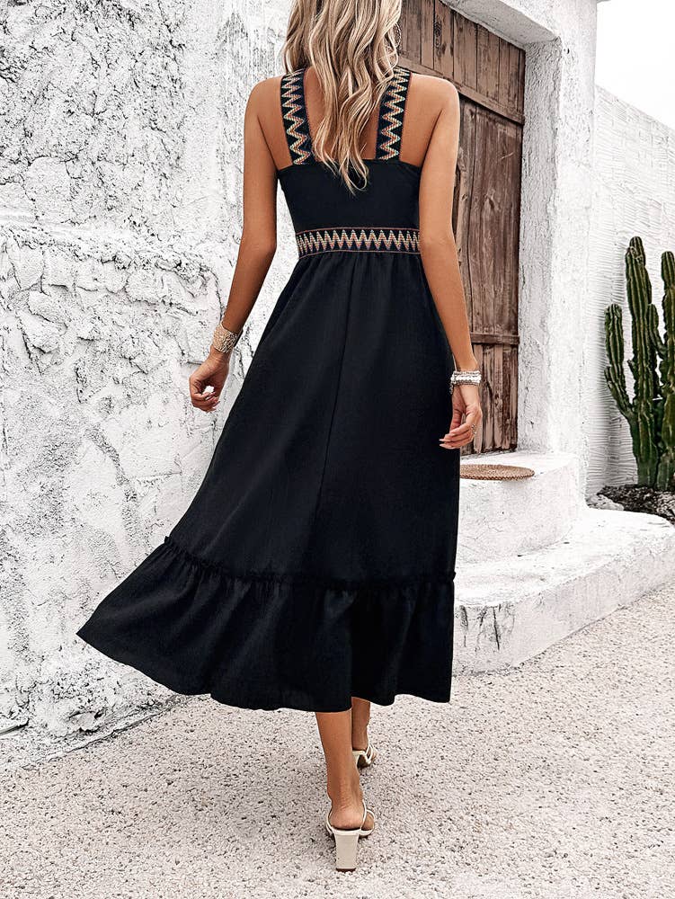Elegant dress with neck and high waist