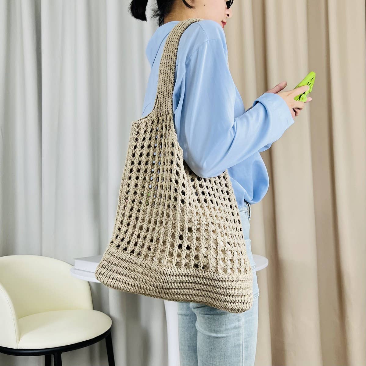CWAB4576_SOLID COLOR KNITTED HOLLOW SHOULDER WOVEN BAG