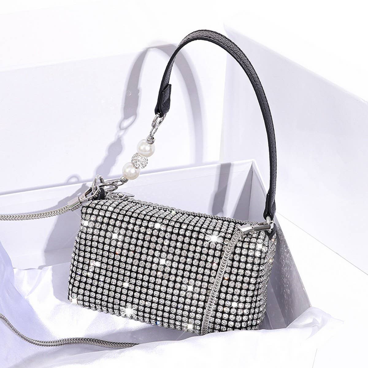 FASHION SMALL SQUARE RHINESTONE EVENING BAG_CWAB3581
