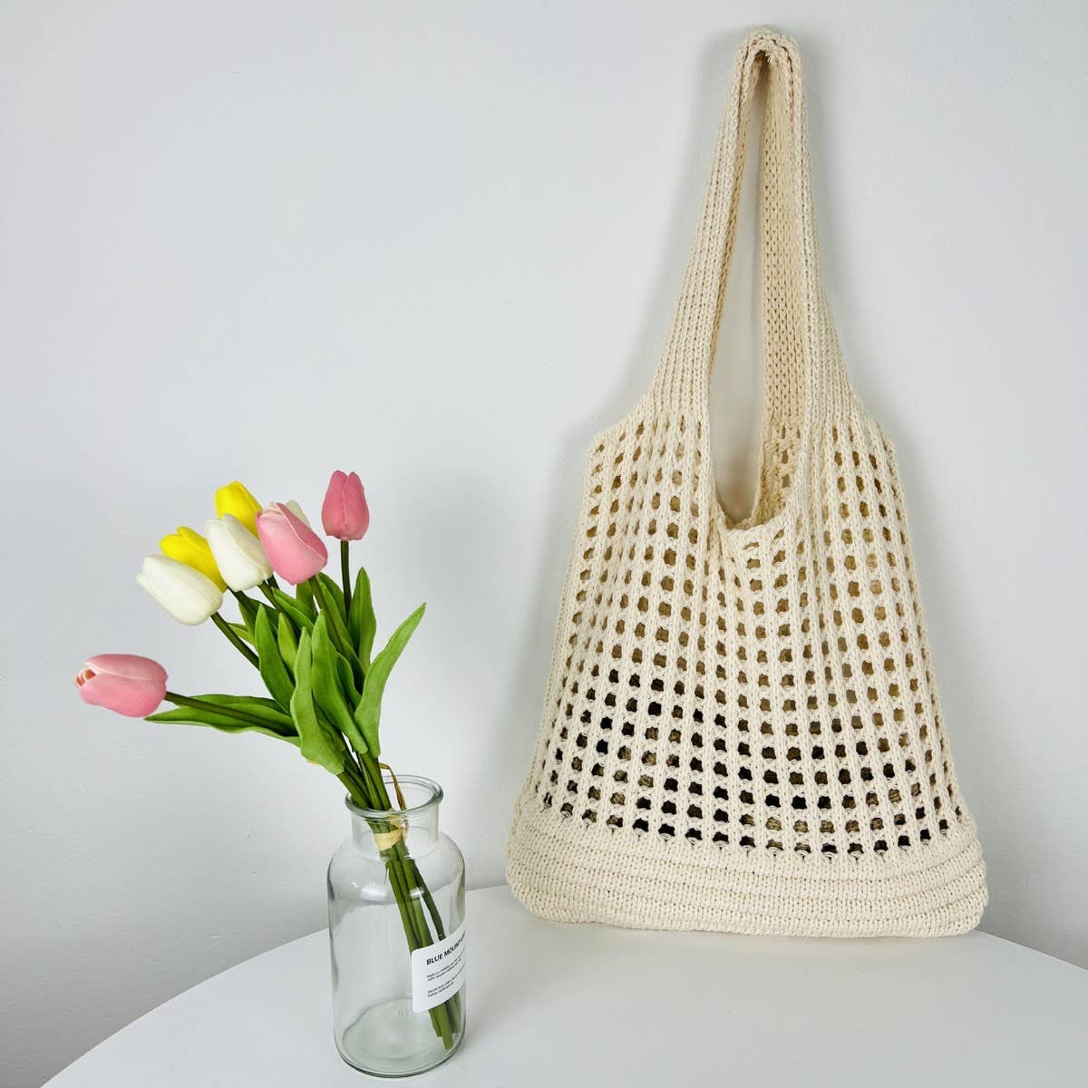 CWAB4576_SOLID COLOR KNITTED HOLLOW SHOULDER WOVEN BAG