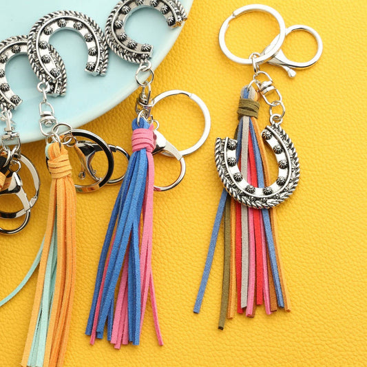 Boho Western Horseshoe Keychain with Vintage Charm_CWAB5084