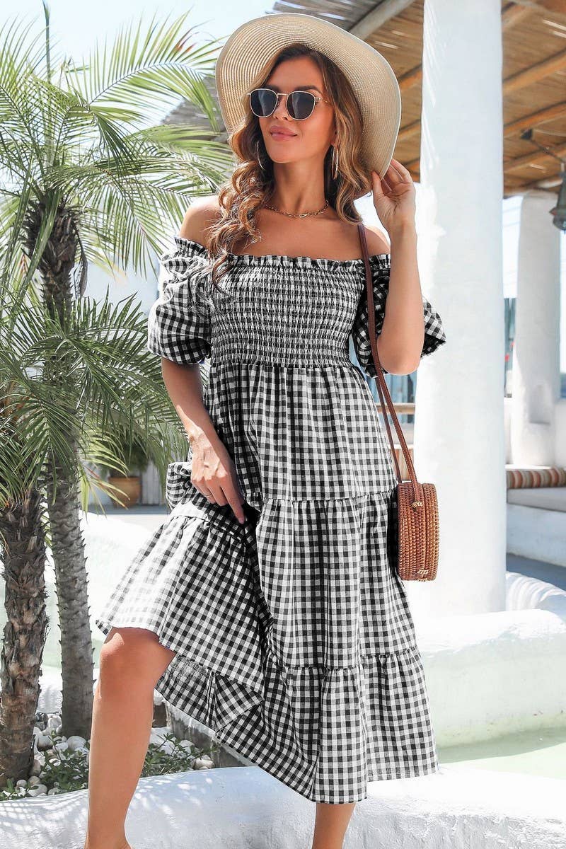 CWDTD0309_Short Sleeve Smocking Detailed Maxi Dress