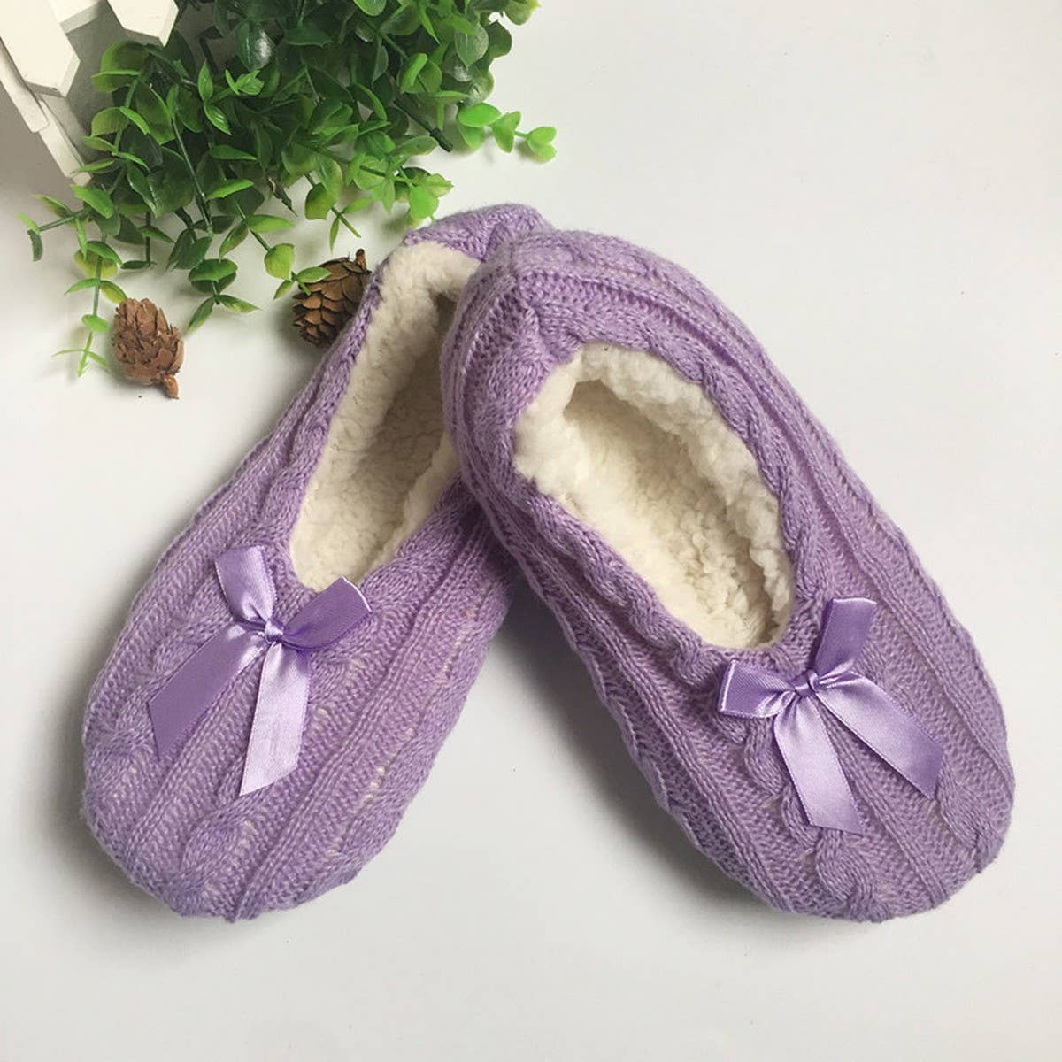 ADULTS THICKENED INDOOR SOFT SOLE SHOES FOR WARMTH_CWMS1182
