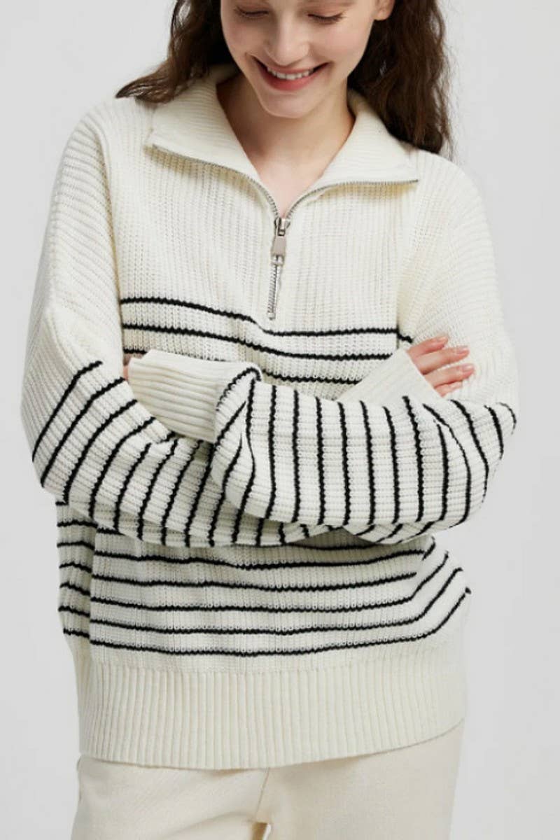 CWOSWL6266_TURTLENECK STRIPED COLORBLOCK ZIP-UP SWEATER