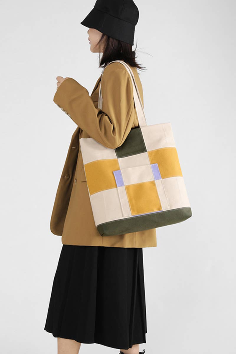 PLAID PATTERN CANVAS SHOULDER BAG_CWAB0510