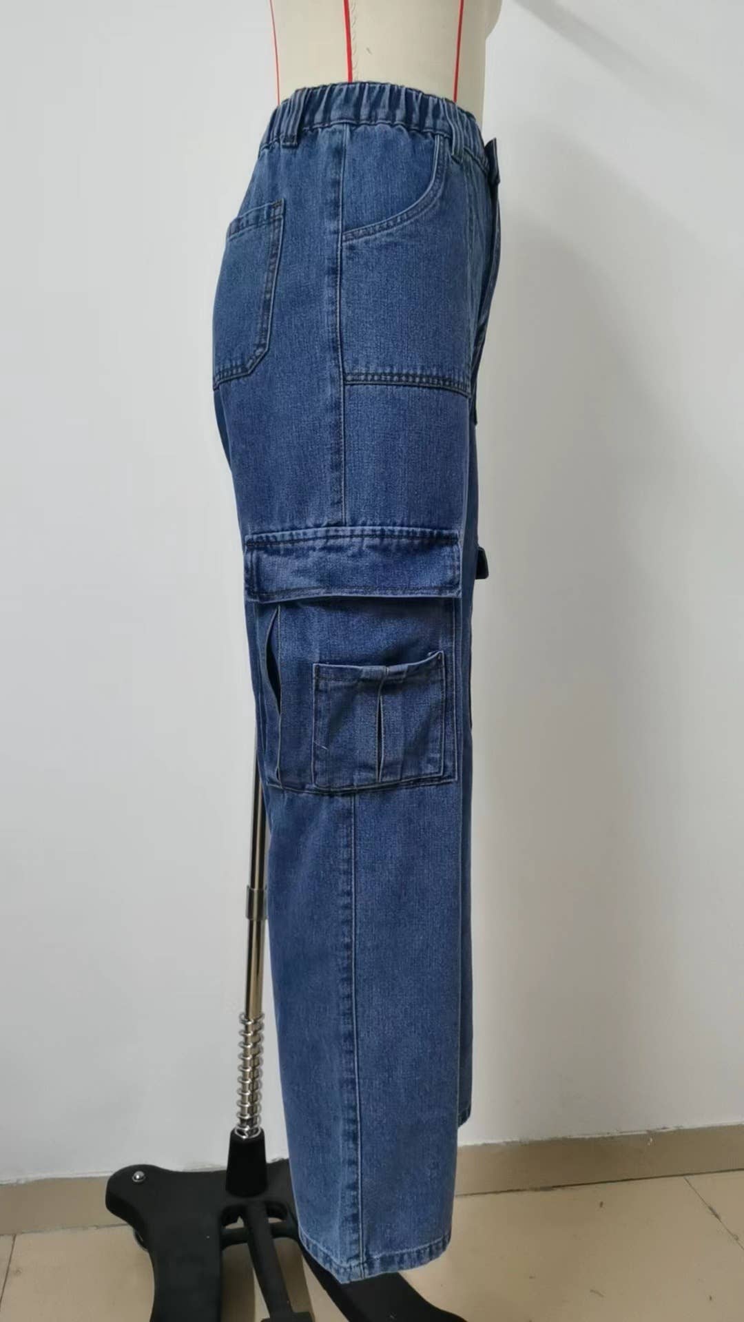 ELASTIC-WAISTED DENIM CASUAL CARGO PANTS