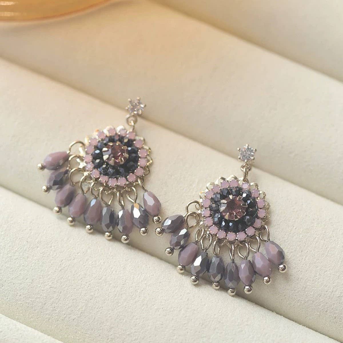 RETRO TASSEL TEMPERAMENT PERSONALITY EARRINGS